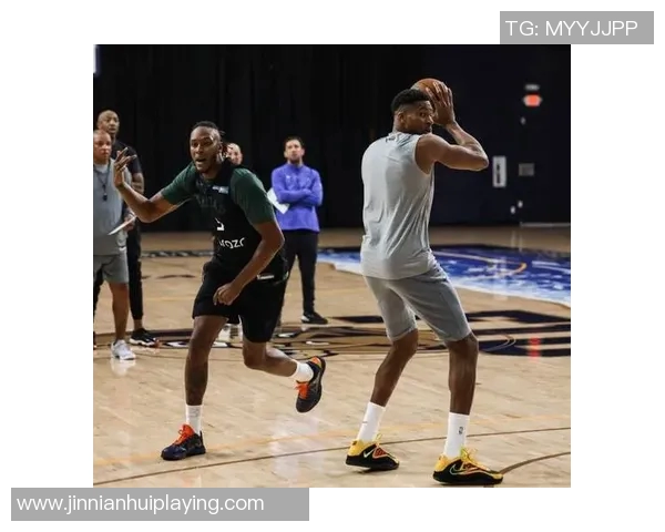 字母哥与特纳拒绝讨论最后一回合裁判判罚以避免联盟罚款