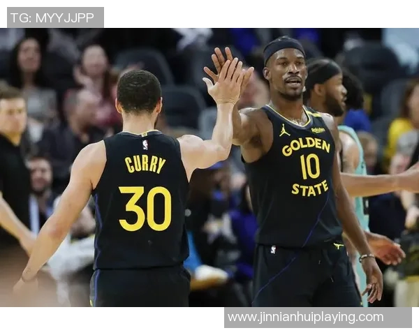 张佳玮分析勇士失去吉米后轮换混乱副持球缺失影响球队进攻体系 张佳玮分析勇士失去吉米后轮换混乱副持球缺失影响球队进攻体系