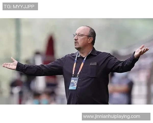 贝尼特斯即将加盟帕纳辛纳科斯执教未来充满期待