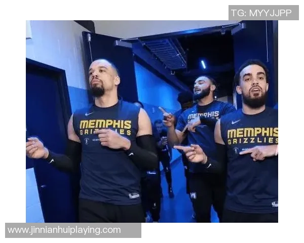 小里弗斯反击灰熊指责狄龙是毒瘤球队依旧问题重重态度不改见谁怼谁